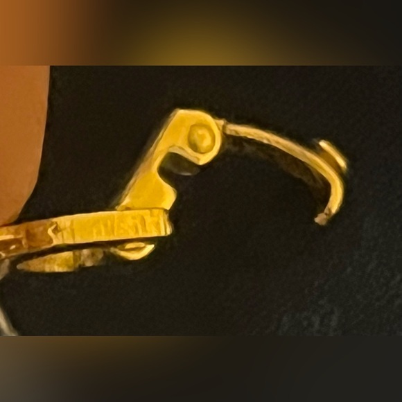 Christin Dior Necklace 🤩 - Picture 2 of 4